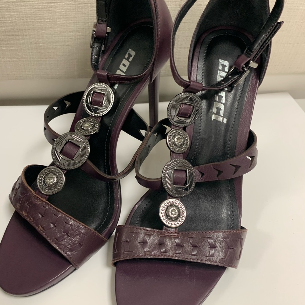 Purple leather strappy sandals with embellishment